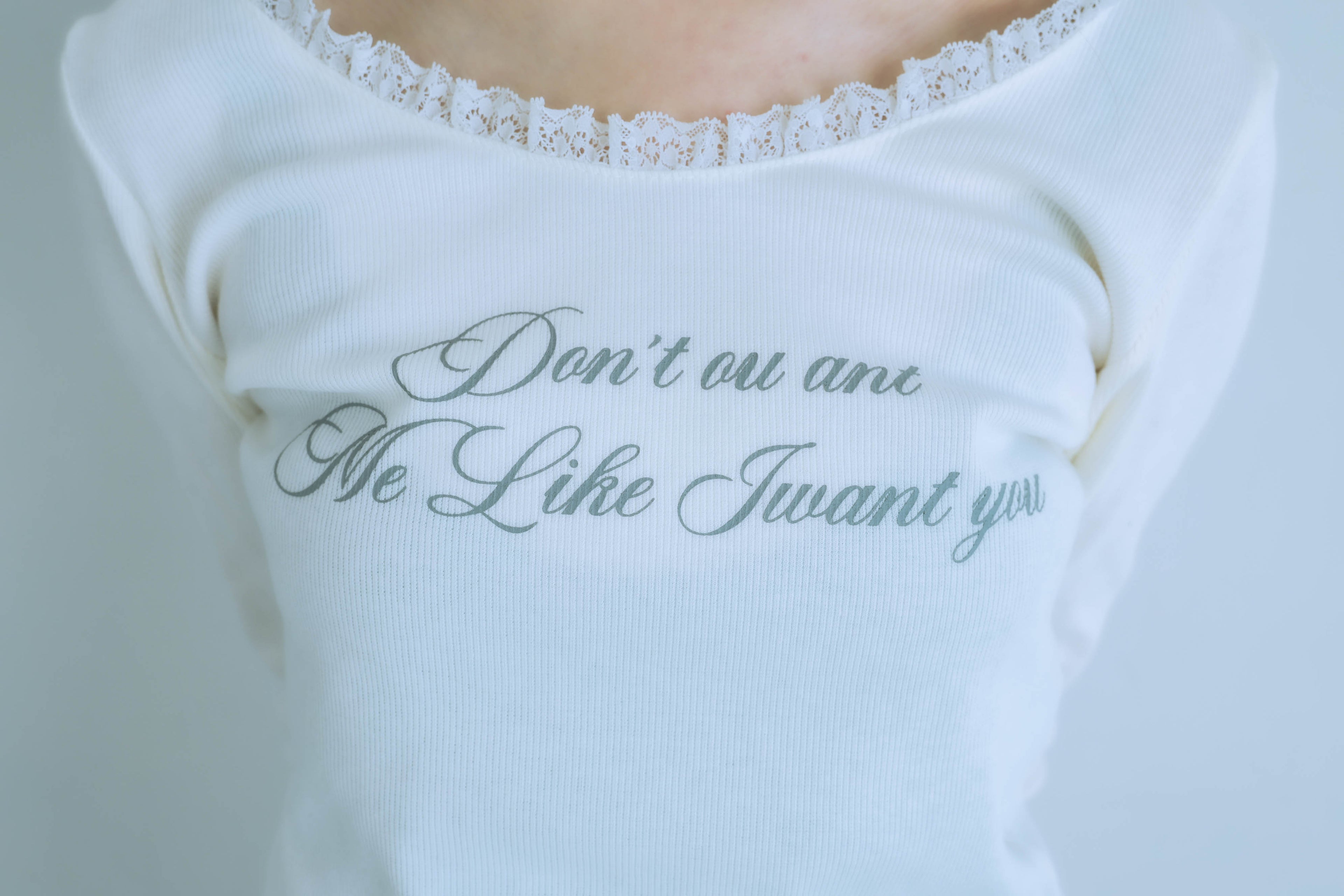 lace letter tee (white)