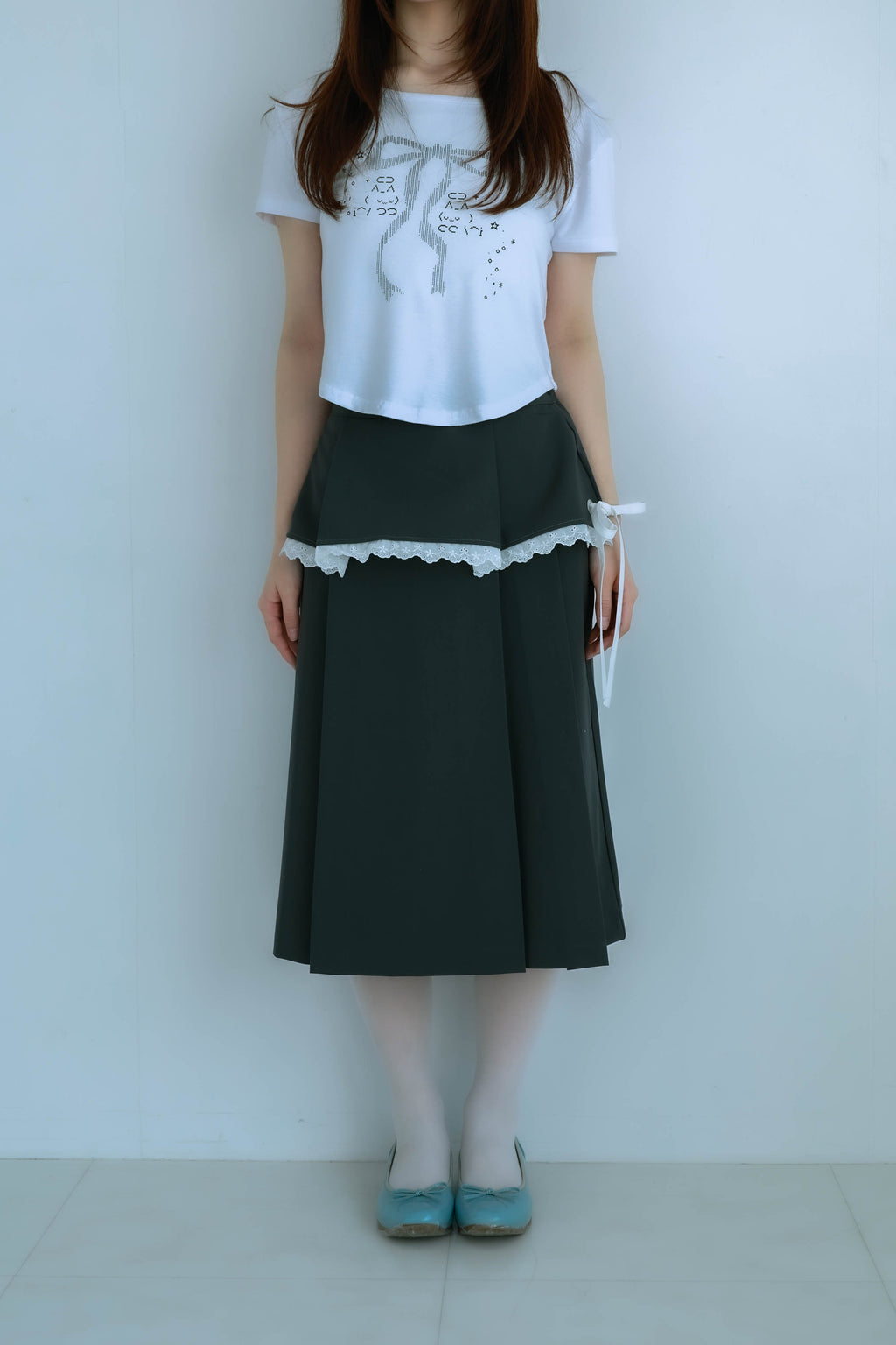 ribbon pleated skirt (gray)