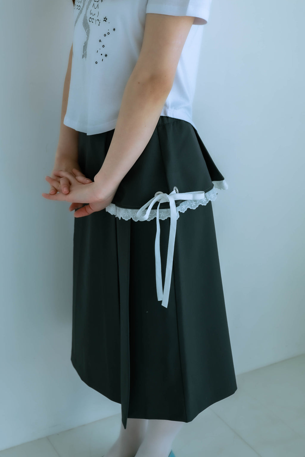 ribbon pleated skirt (gray)