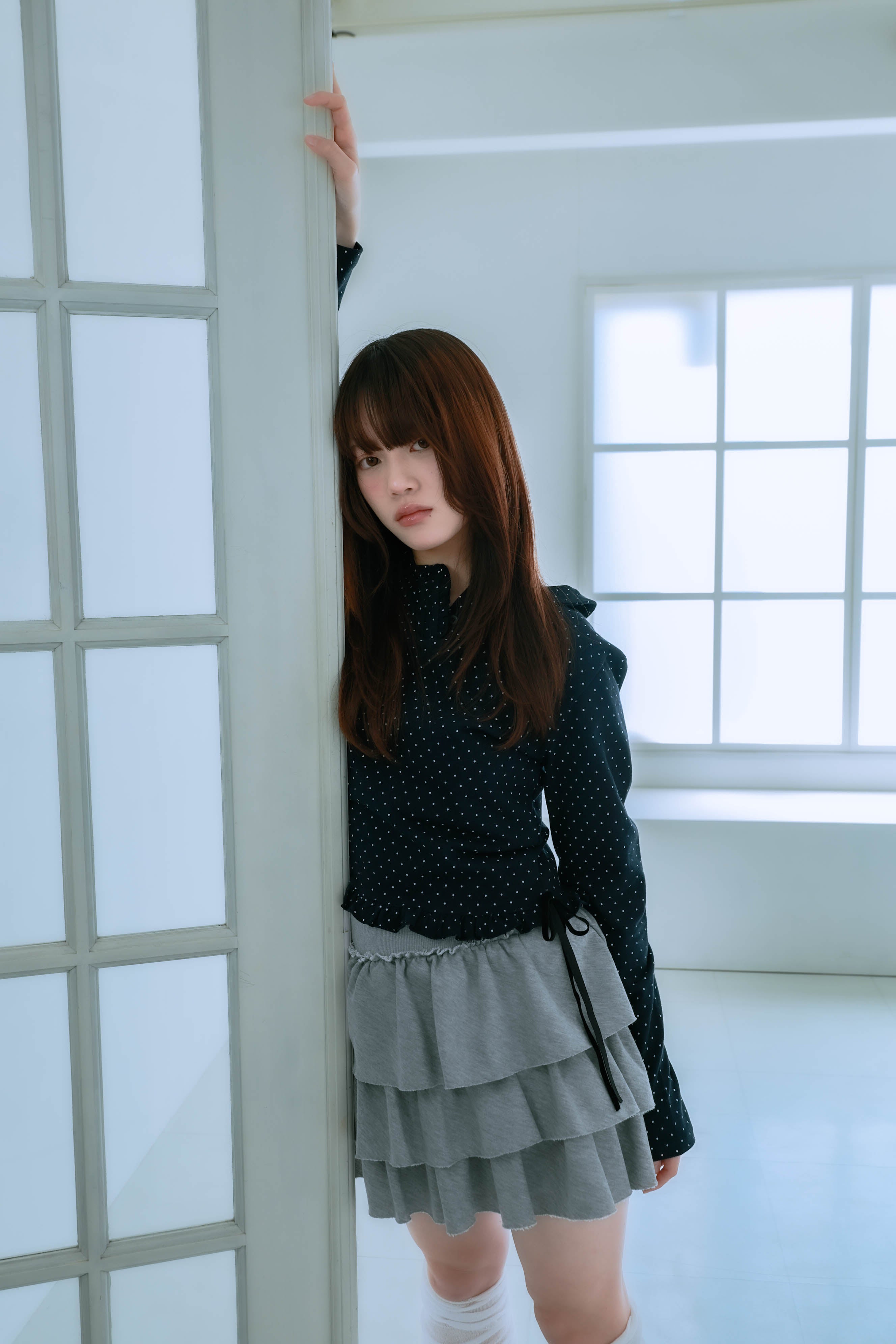 dot frill tee (navy)