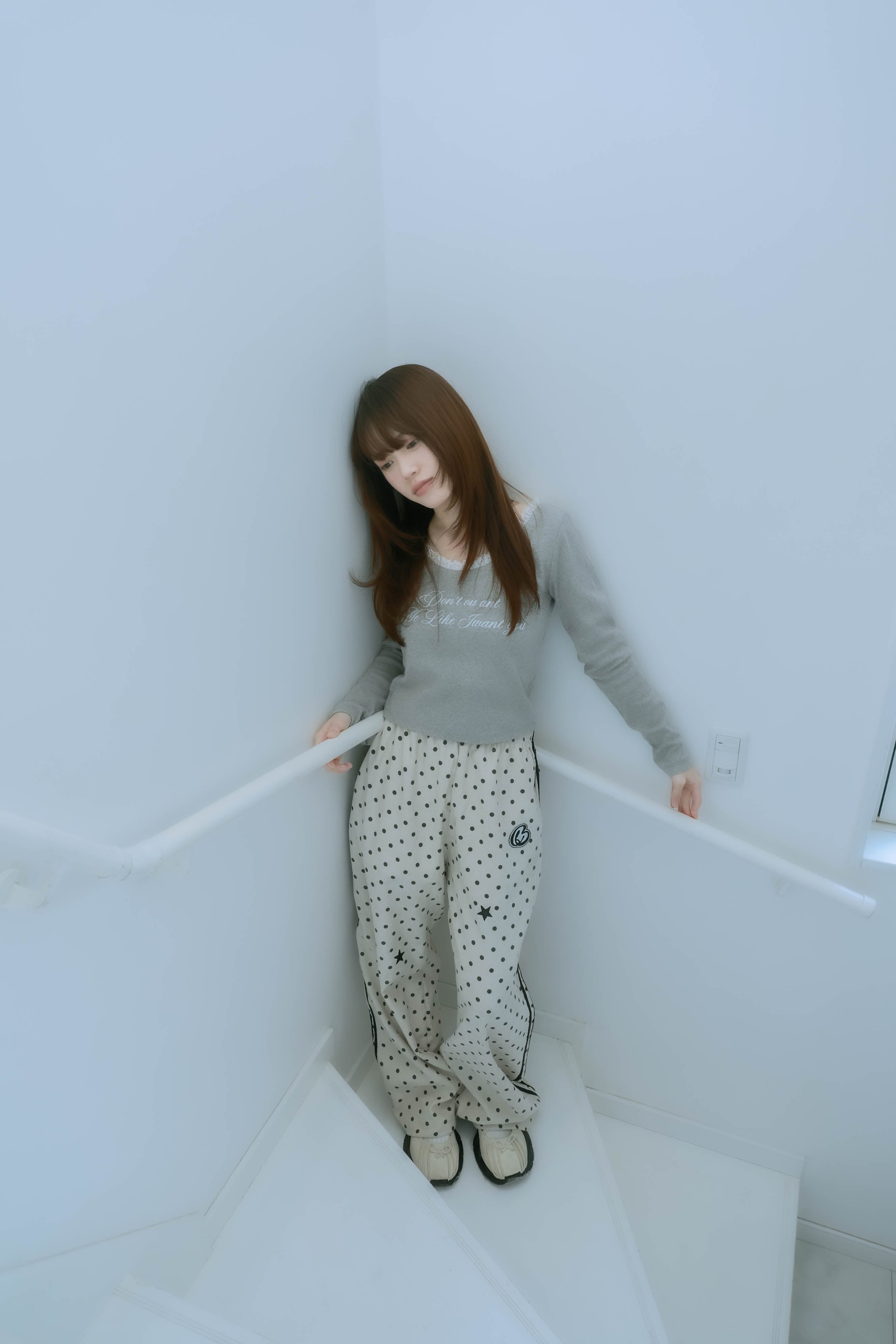lace letter tee (gray)