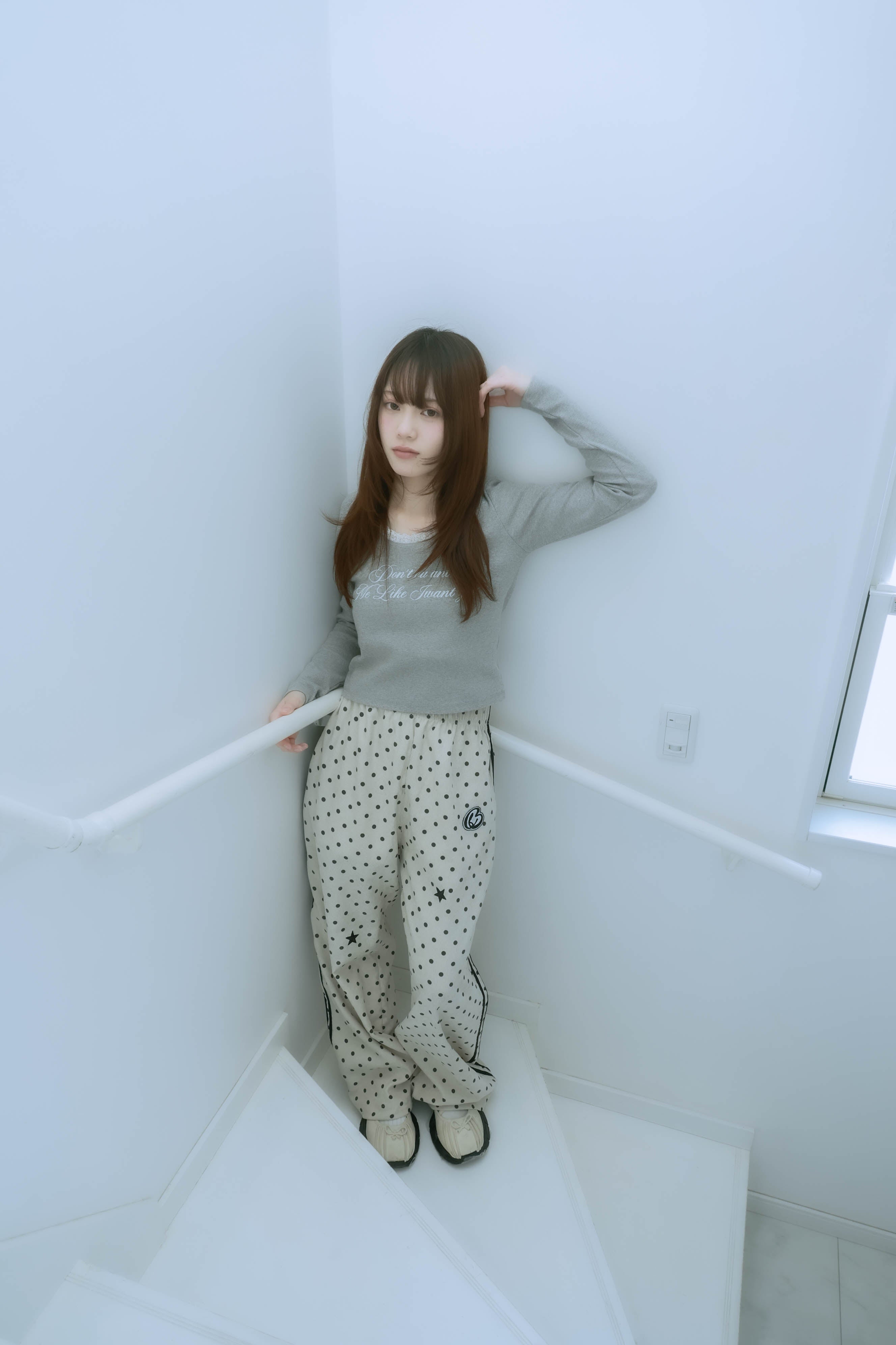 lace letter tee (gray)