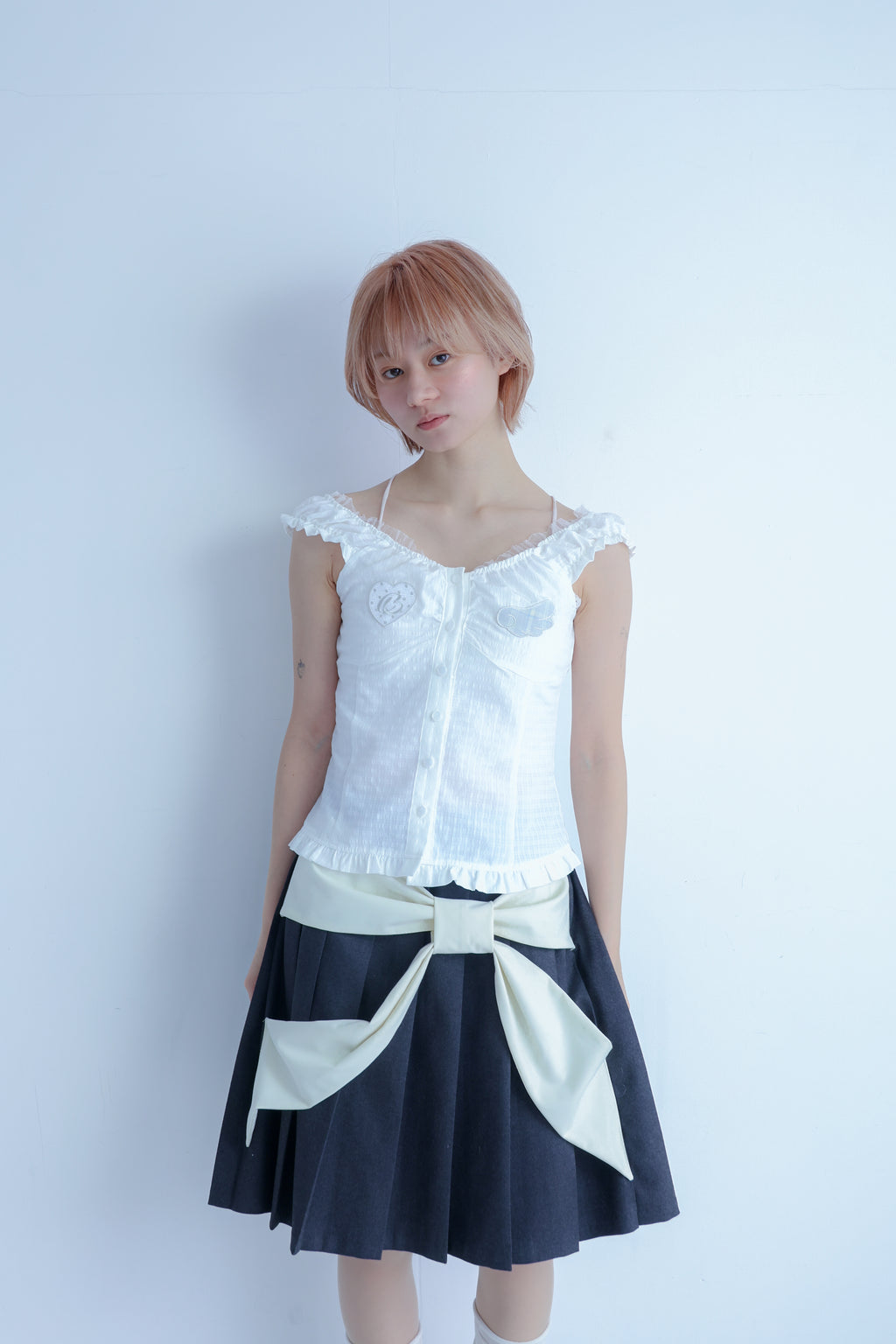 LMpatch frillblouse(white)