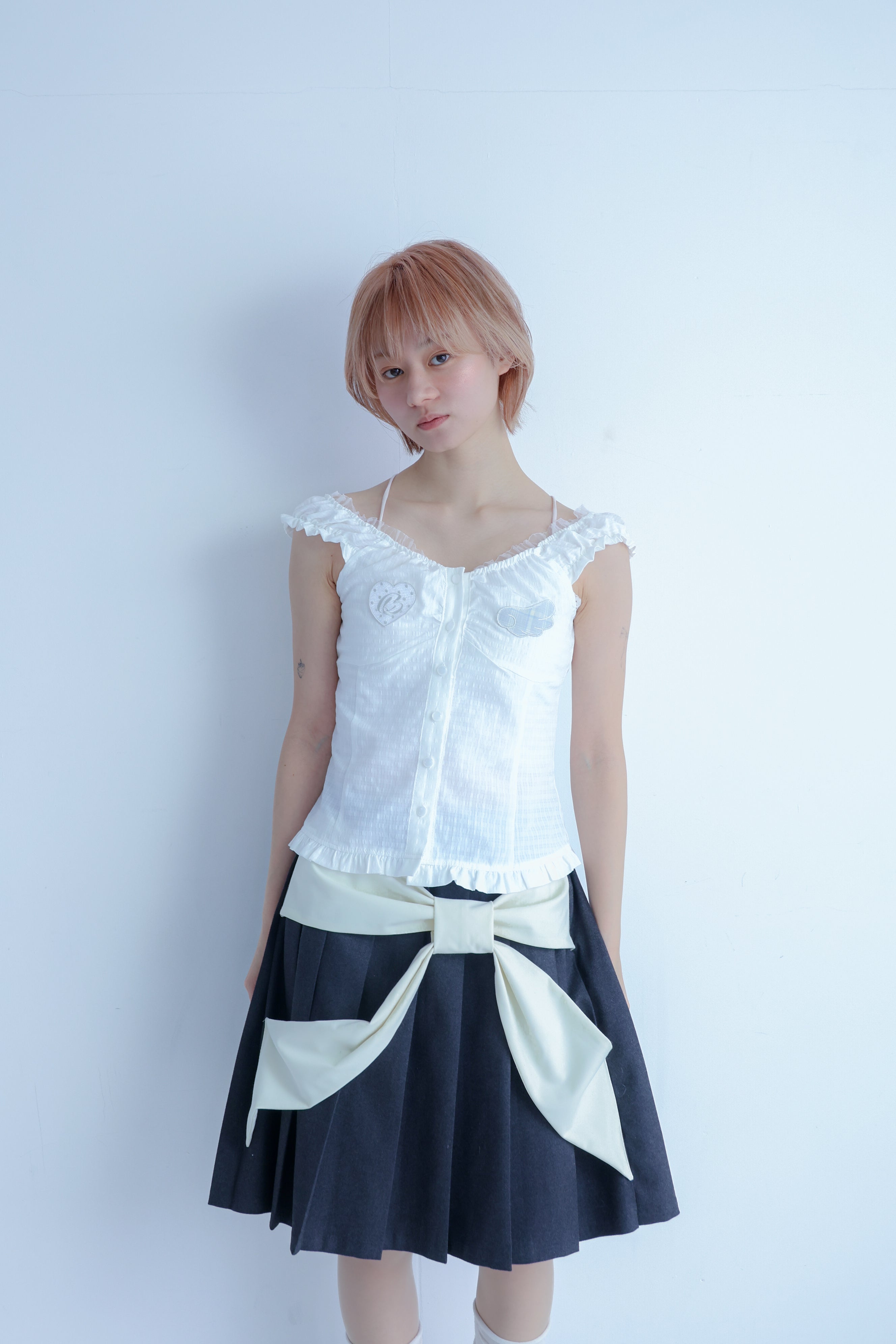 LMpatch frillblouse(white)