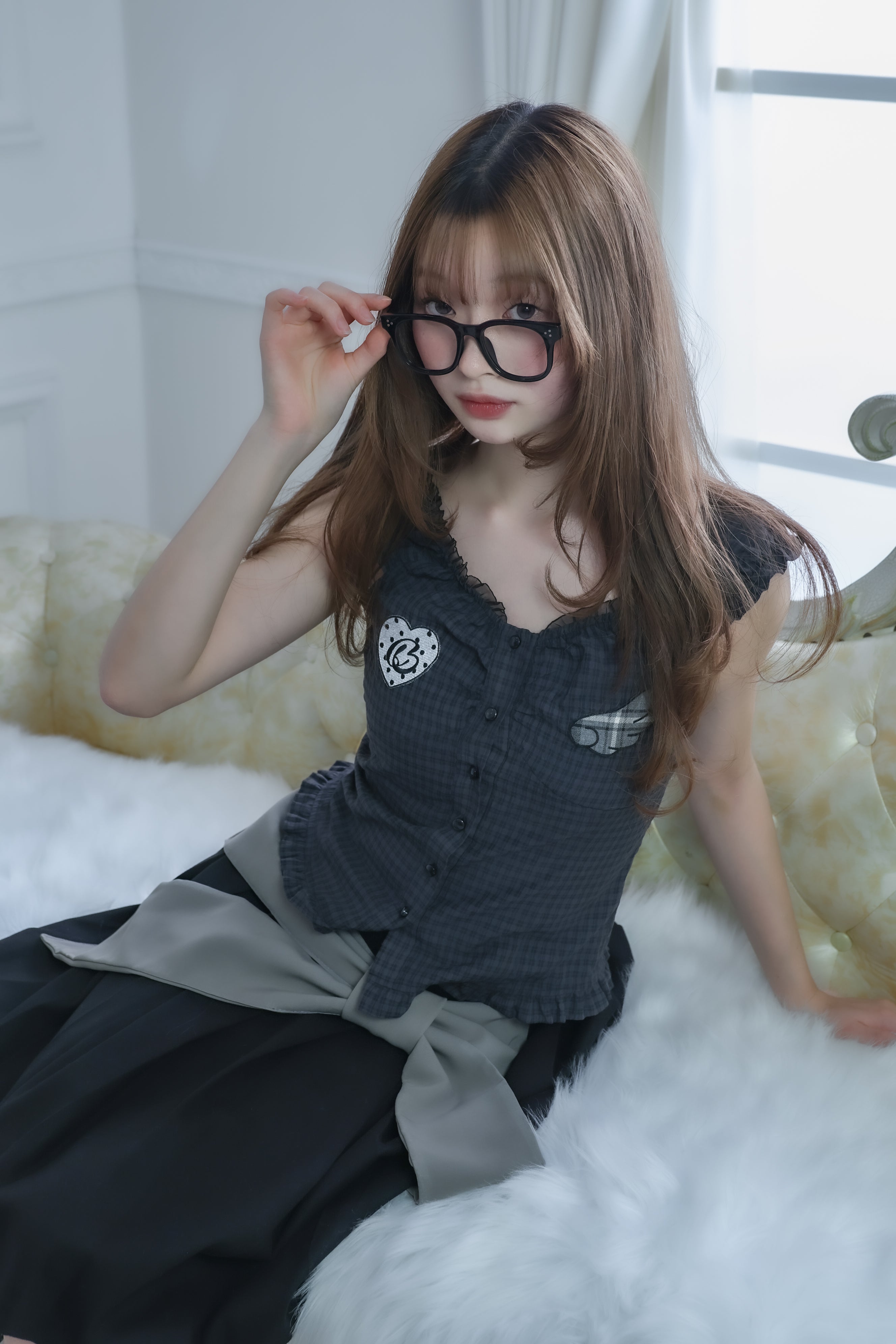 LMpatch frillblouse(black)