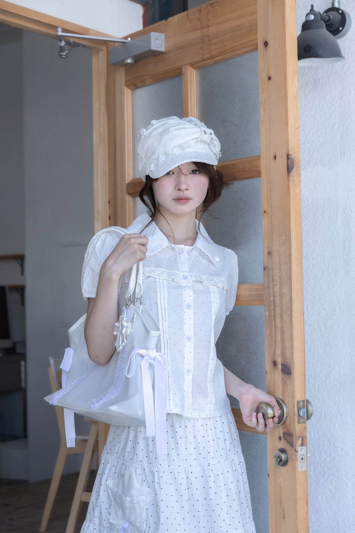 wing frill blouse