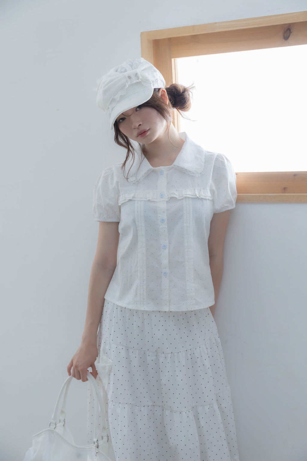 wing frill blouse