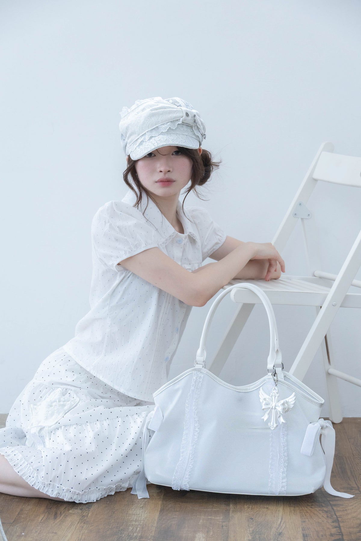 wing frill blouse