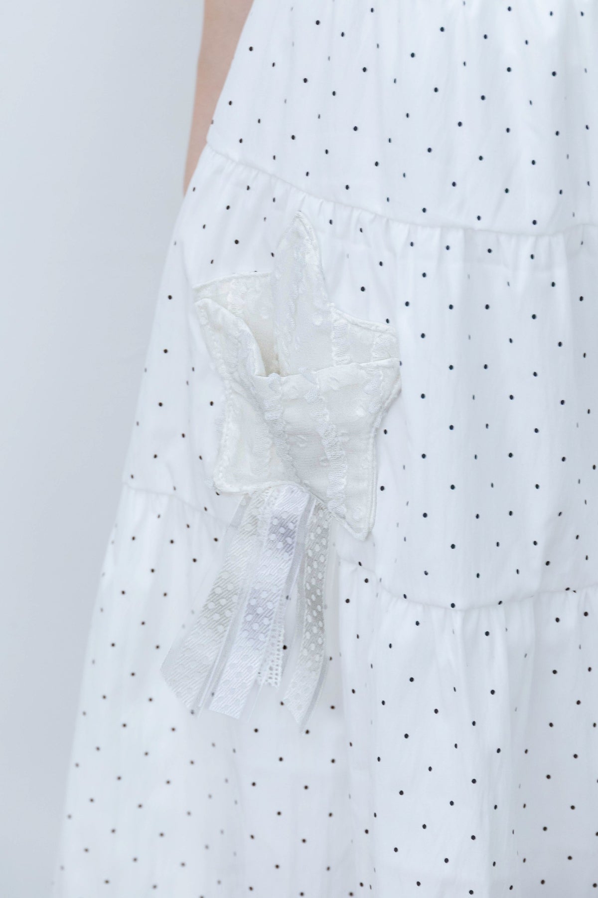 rosette pocket skirt(white)