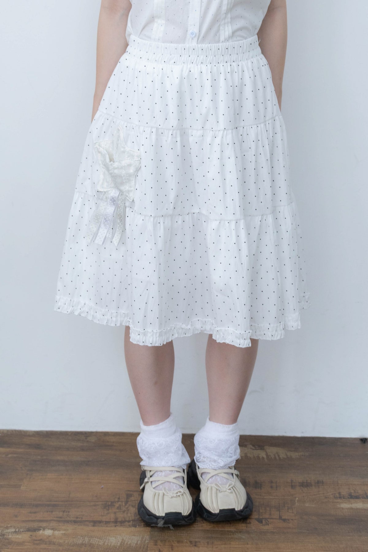 rosette pocket skirt(white)