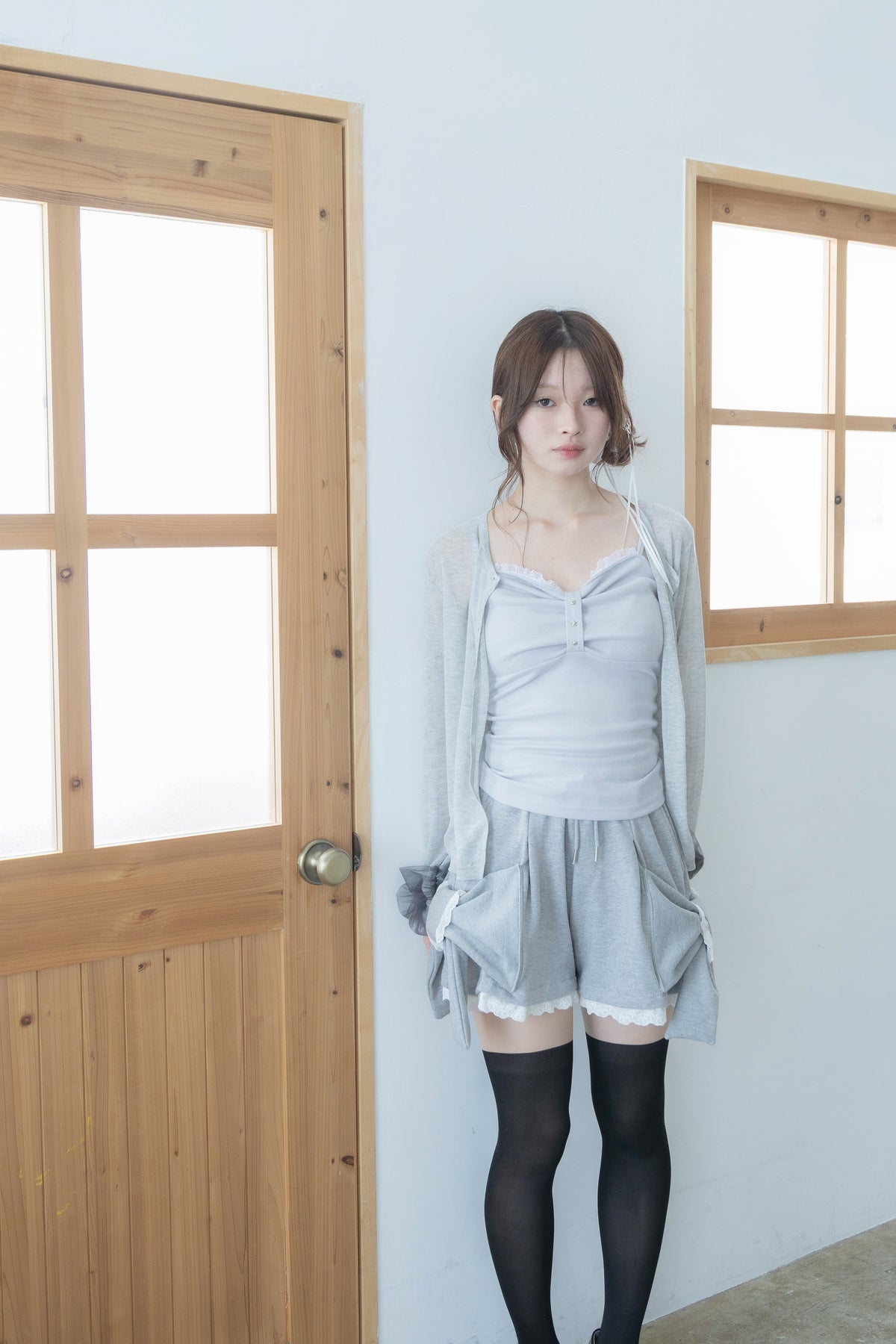 studs ribbon camisole(gray)