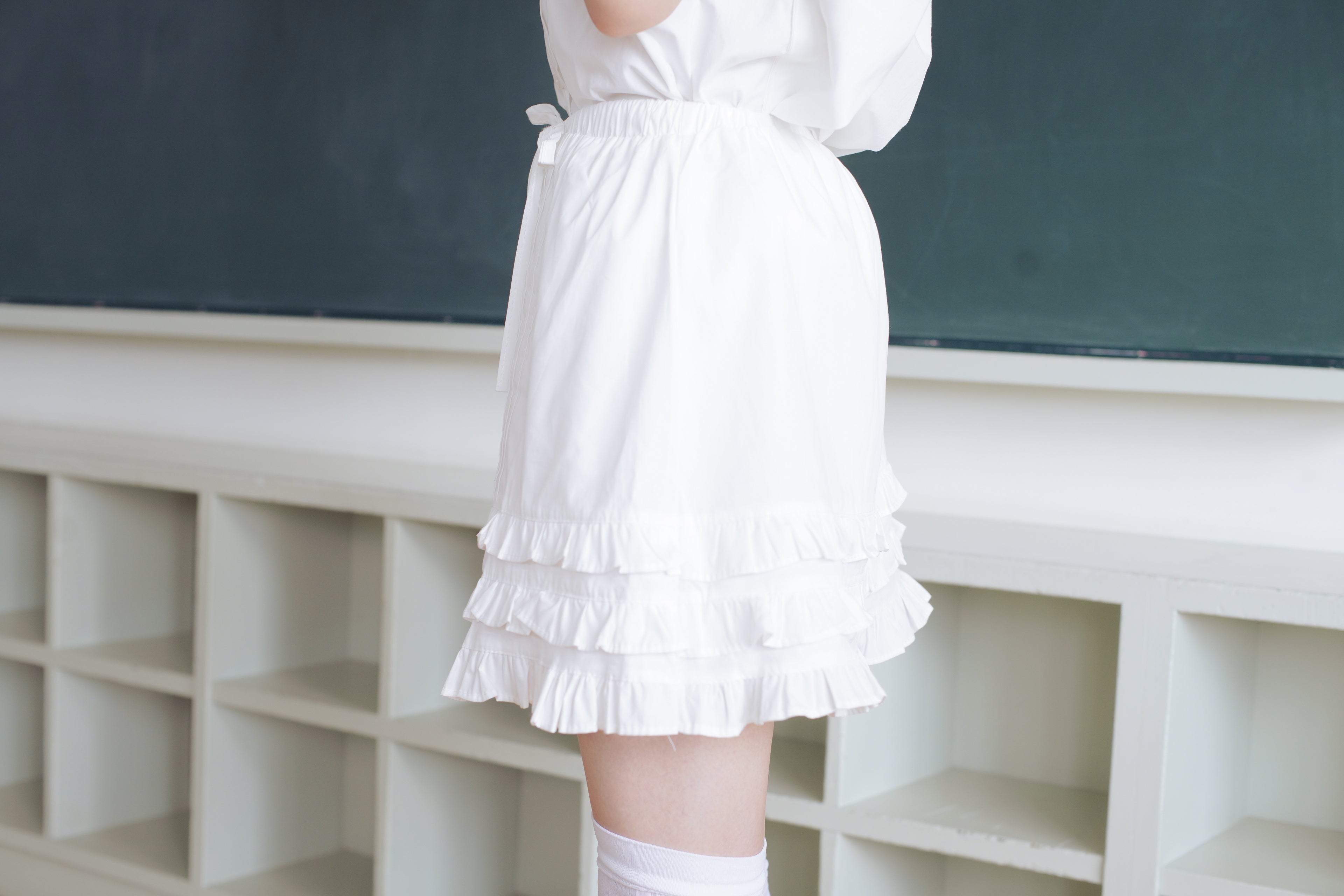 apron frillskirt