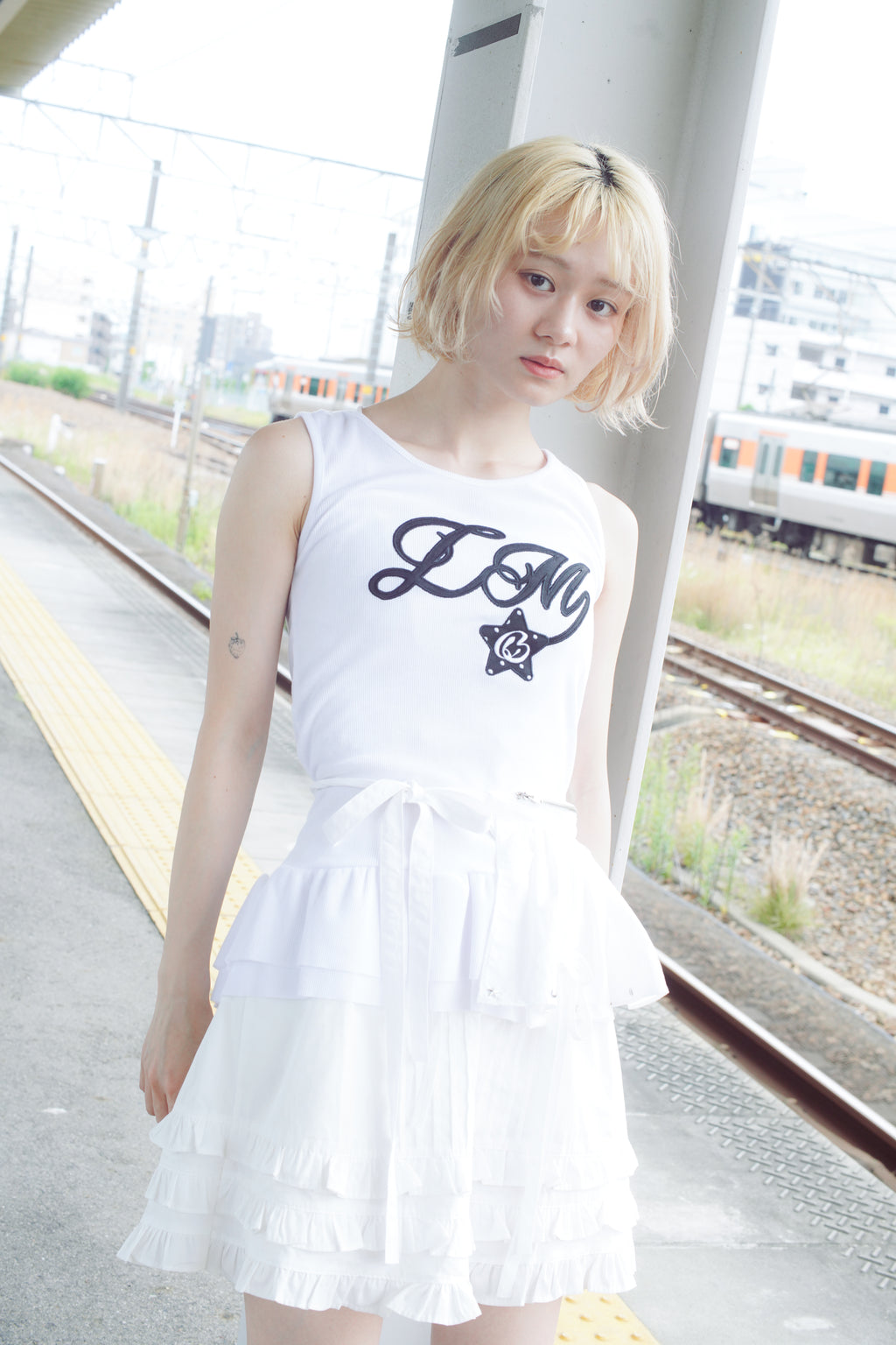 apron frillskirt