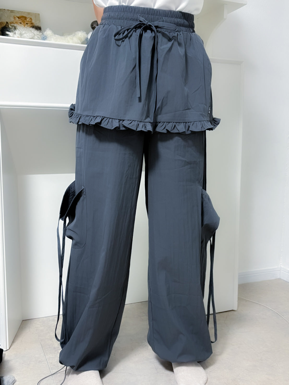 layered frill cargopants