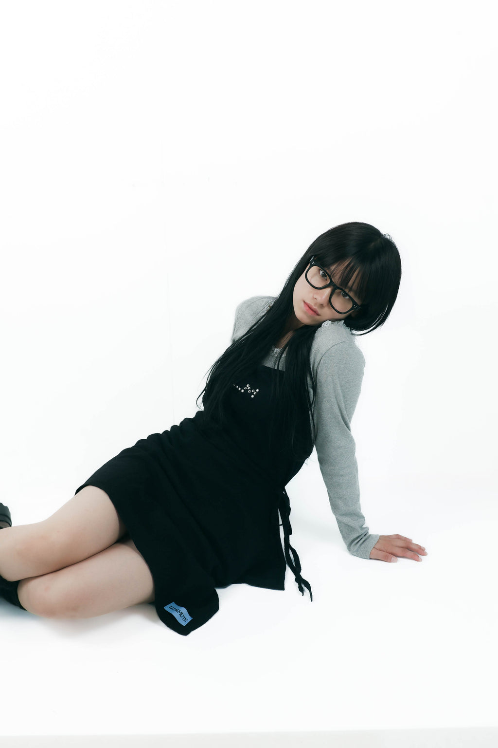 studs layered onepiece(black)