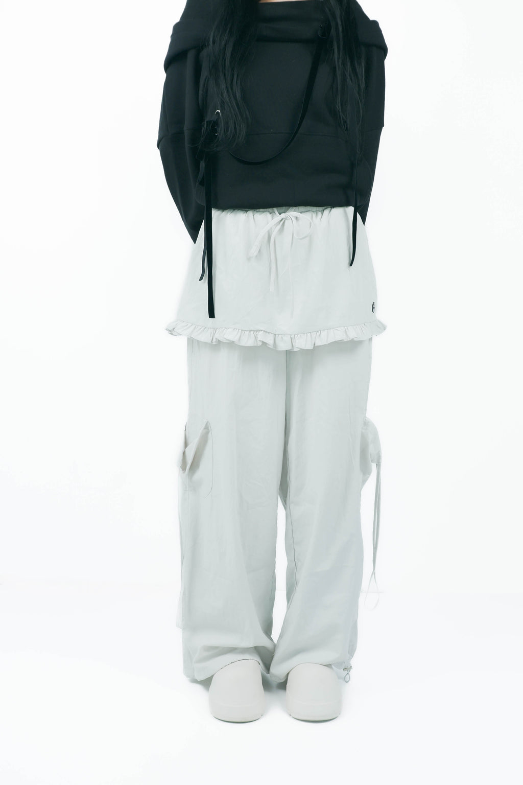 layered frill cargopants