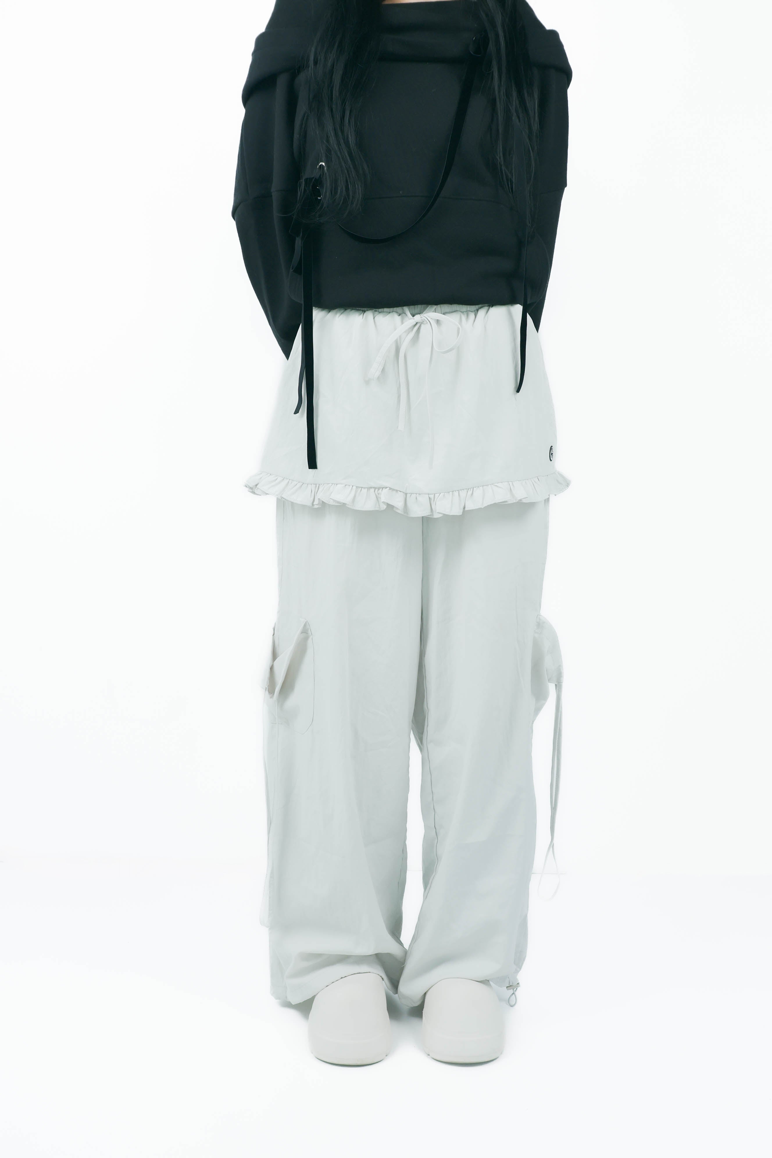 layered frill cargopants