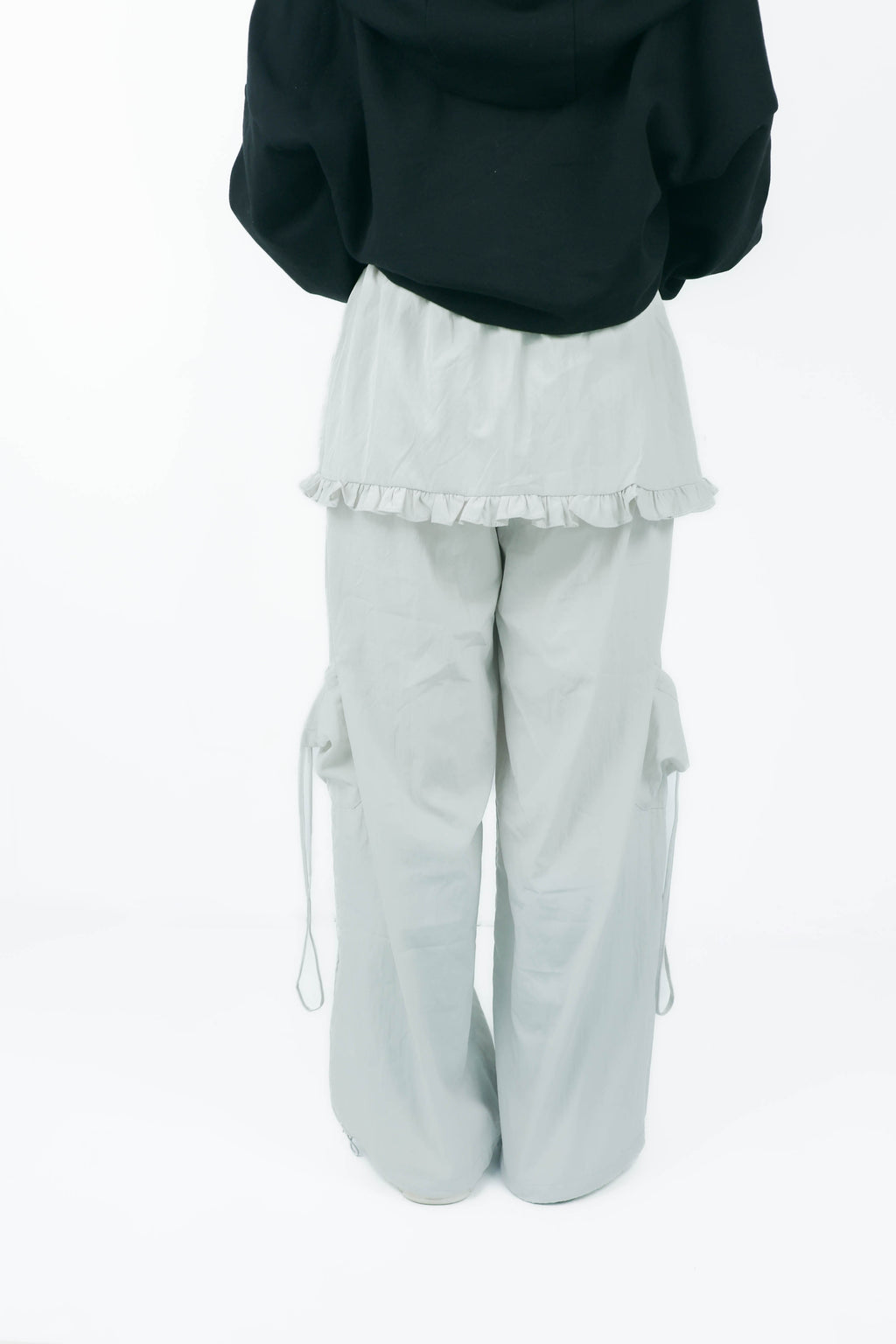 layered frill cargopants