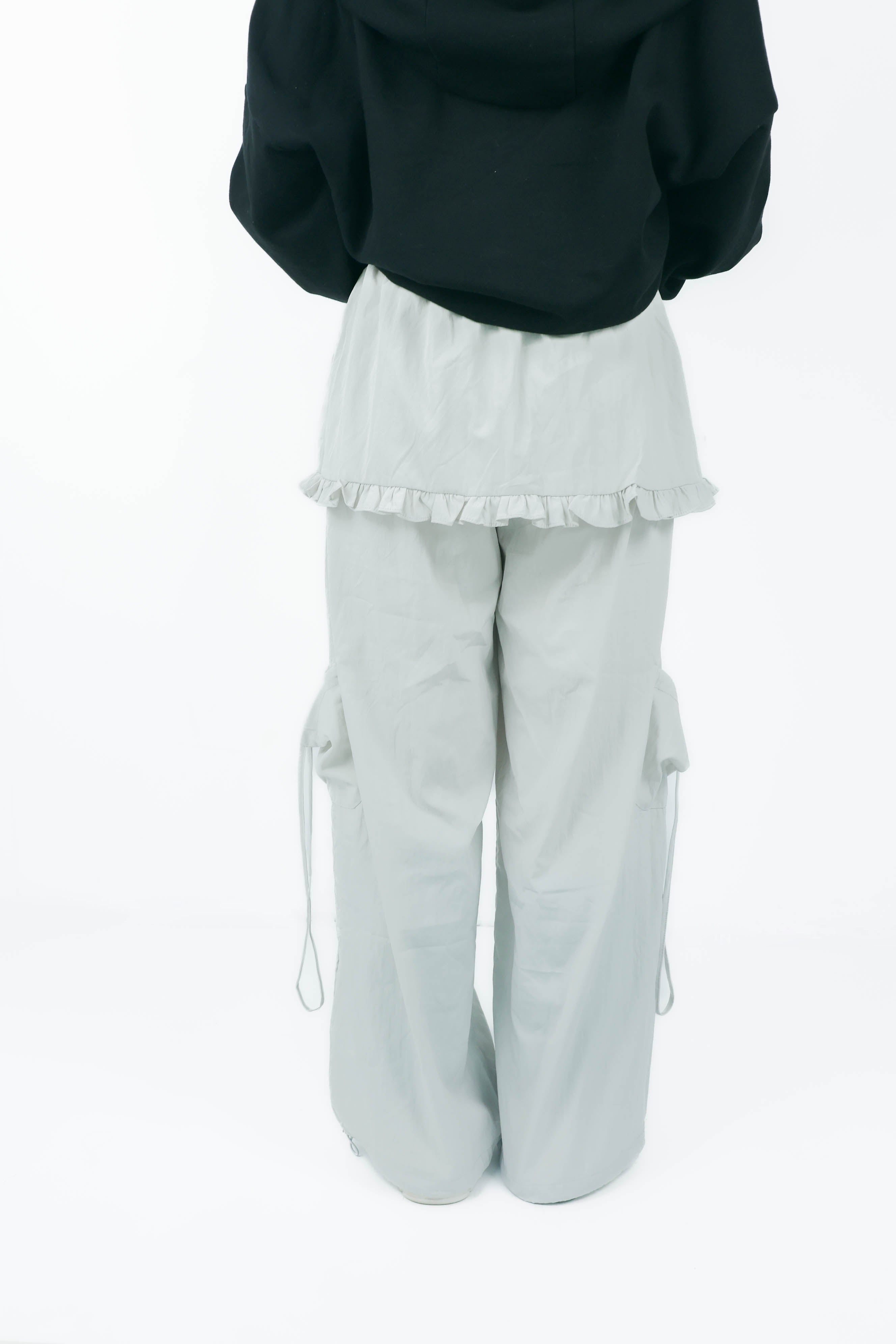 layered frill cargopants