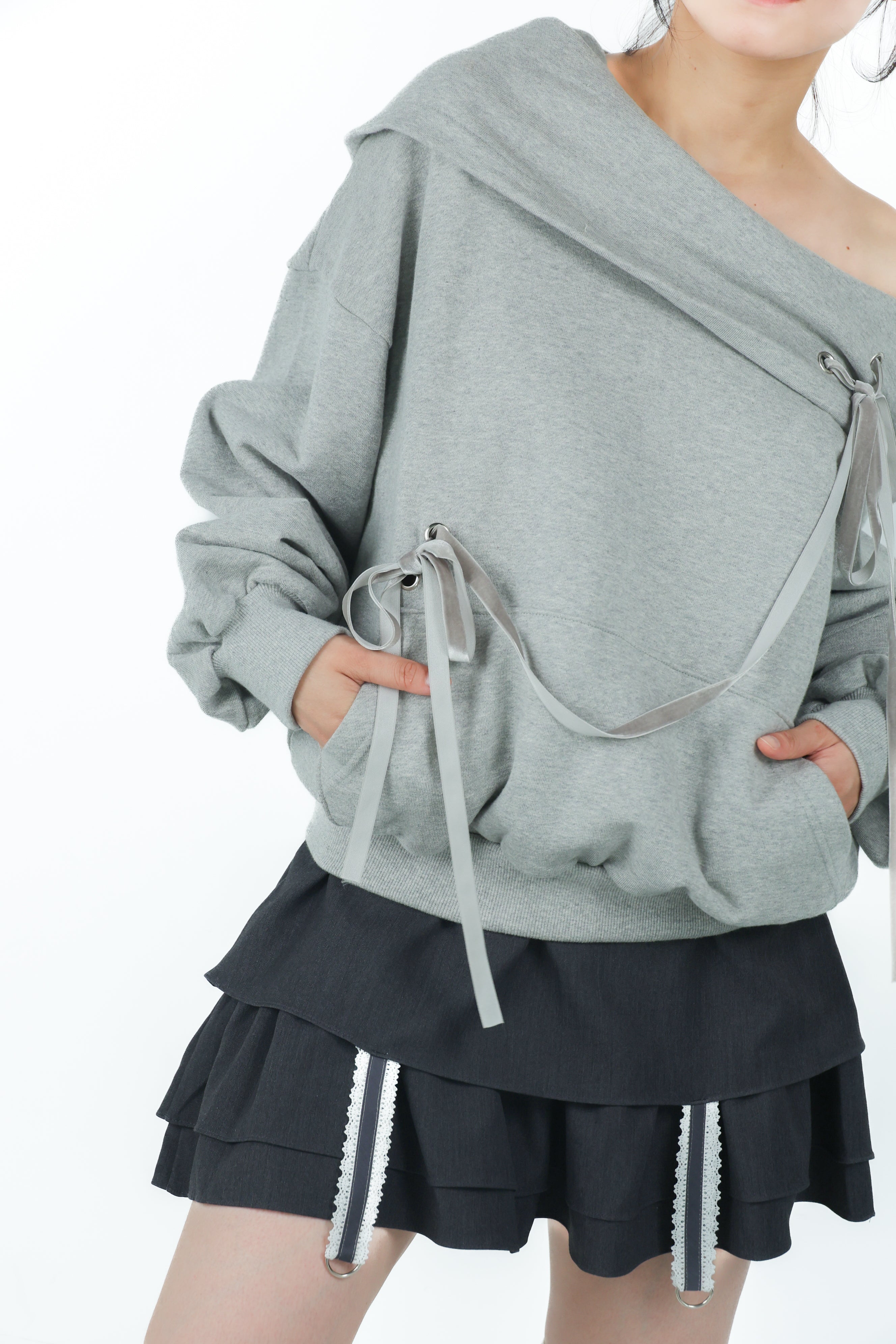 offshoulder ribbon hoodie(gray)