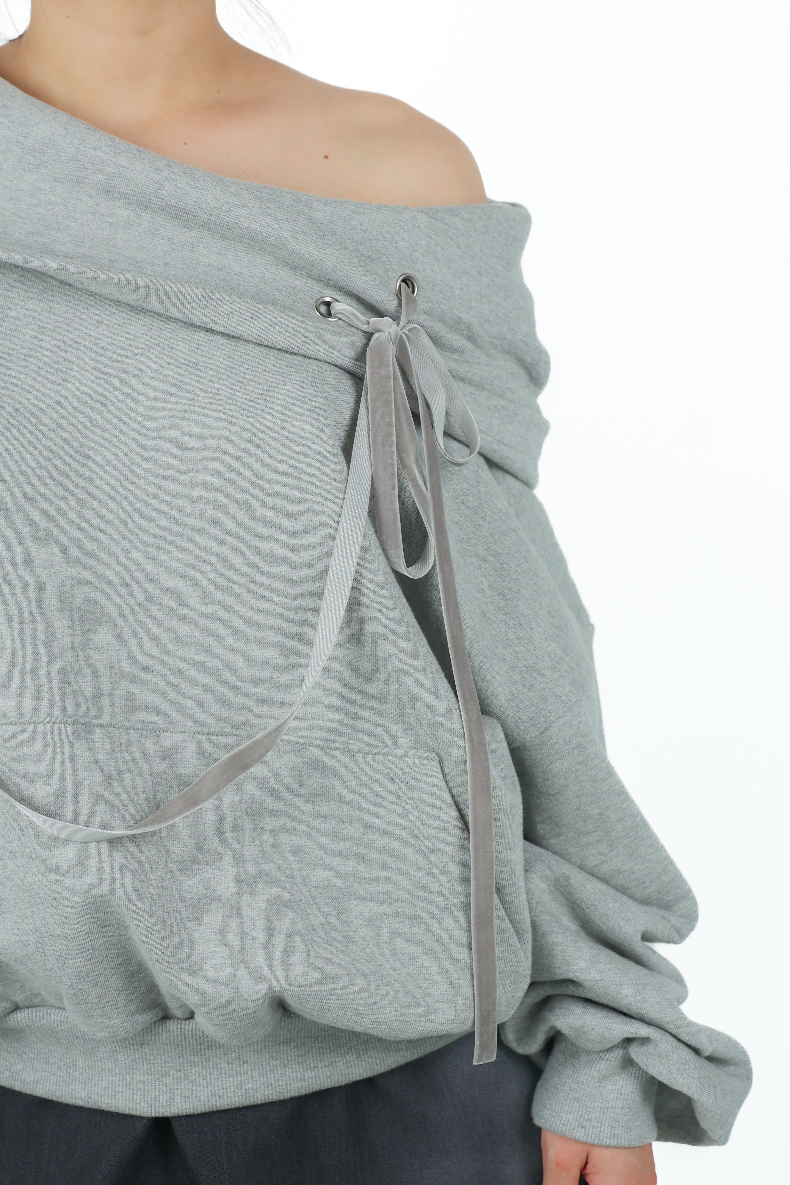 offshoulder ribbon hoodie(gray)